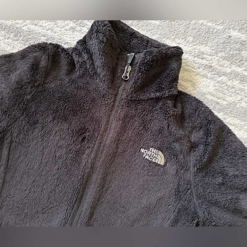 The North Face Black fluffy Fleece Jacket - Picture 2 of 6